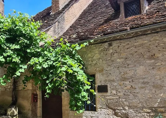 Dans La Cite De L'oustal De Beline Prázdninový dům