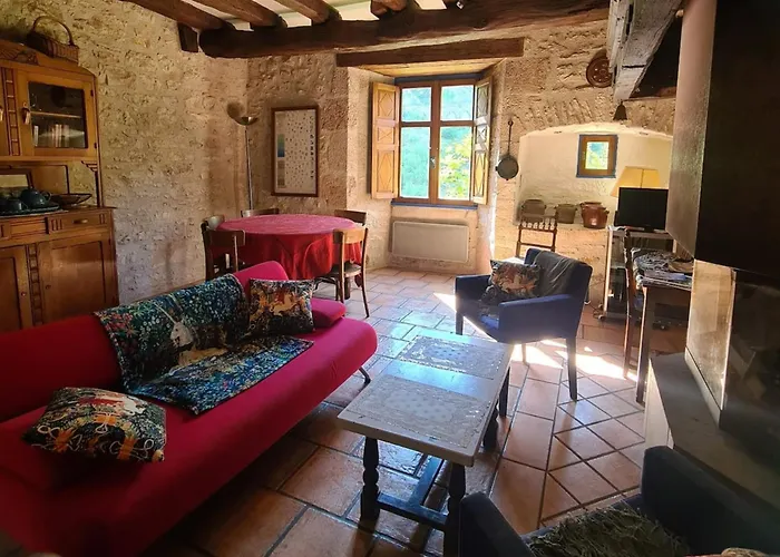 Prázdninový dům Dans La Cite De L'oustal De Beline *